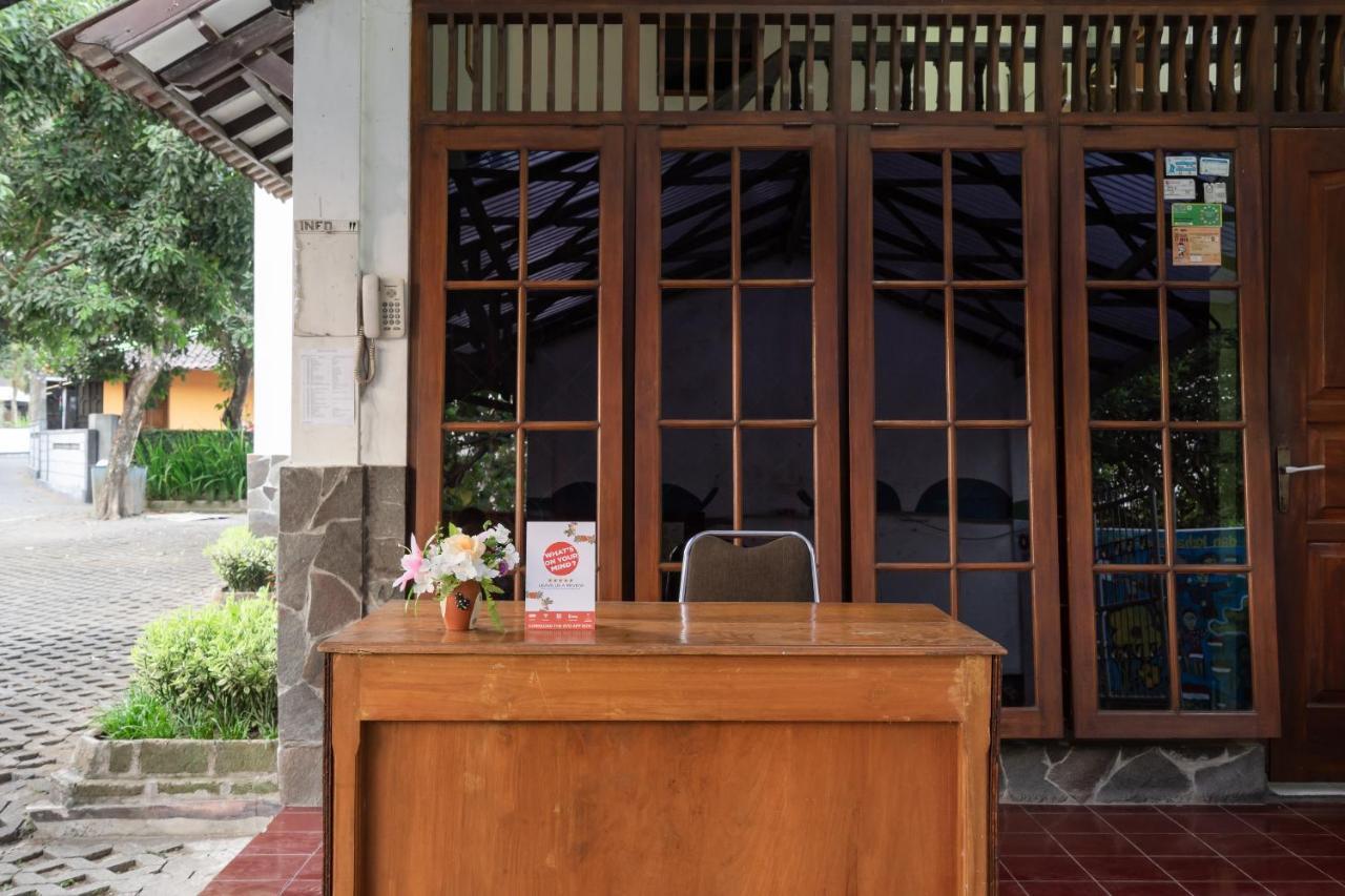 โอโย 1778 โอมะฮ์ ดูเวต Hotel Beran Kidul ภายนอก รูปภาพ